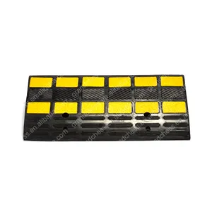 Wholesale Removable Popular Driveway Black Recycled Safety Kerb Curb Rubber Car Ramps