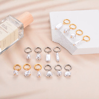 Boucles d'oreilles pendantes créoles tendance style vintage, plaqué or 18 carats brillant, en acier inoxydable avec perles d'imitation pour femme