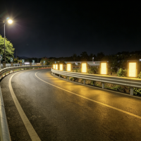 Feu de signalisation de brouillard synchrone GPS solaire, visibilité 1000m, lampe LED anti-brouillard IP66 pour la sécurité routière sur les garde-corps de l'autoroute