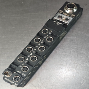 Yeni ve Orijinal Sdpb-0800d-0007 Pcl Modülü 24vdc Loc3c41 Depoda Mevcut Plc Programlama Kontrol Cihazı - Product Image 1