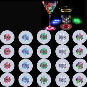 Sous-verres LED colorés à livraison rapide, sous-verres LED ultra-fins, sous-verres lumineux en EVA pour boissons, fêtes, mariages, bars - Product Image 1