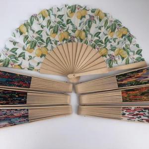 Abanico Plegable de Tela con Impresión Personalizada, Abanico de Mano de Bambú y Madera, Regalo Promocional - Product Image 2