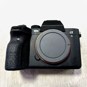 กล้องดิจิตอลเซ็นเซอร์ Full Frame BSI-CMOS มือสอง รุ่น A7S Mark III กล้องคุณภาพสูง 4K รุ่น A7S III ตัวกล้อง - Product Image 1