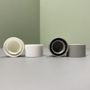 Emballage cosmétique, bouchons en plastique <span class=keywords><strong>de</strong></span> 20 mm et 24 mm, scellés sans fuite, couvercle en plastique PP, finition brillante mate, double couche, bouchons à vis - Product Image 5