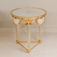 Table d'appoint ronde de style baroque européen, en bois massif, avec plateau en verre antique fait main et pieds en acrylique
