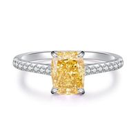 Bague en diamant de laboratoire taille radiant de luxe et de haute qualité, provenant directement de l'usine, en or 18 carats, certifiée IGI, idéale pour mariages et cadeaux