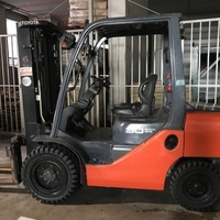 Chariot élévateur Toyota 3 tonnes, moteur diesel, haute efficacité, manutention de matériaux pour l'industrie
