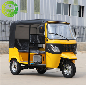 Cómodo Tuk Tuk de Gasolina de 3 Ruedas para 4-9 Personas, Ideal para Familias y Uso Diario - Product Image 3