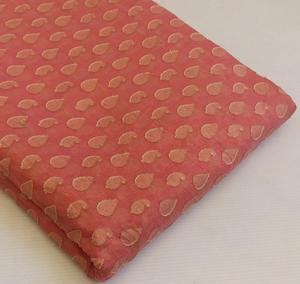 ผ้าไหมชานเดรีพรีเมียม เนื้อเบา นุ่ม เหมาะสำหรับชุดพื้นเมือง ชุดส่าหรี ชุดงานเลี้ยง และวัสดุสำหรับตัดเย็บชุดออกแบบ - Product Image 3