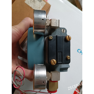 1PCS NEW FOXBORO E69P-B11V-S <b>Electrical</b> <b>Converter</b> - Product Image 4