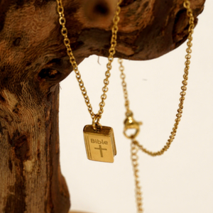 Collier <span class=keywords><strong>Livre</strong></span> Unisexe en Acier Titane Plaqué Or 18K Style Européen et Américain, Pendentif Simple, Tendance et Luxe Léger - Product Image 2