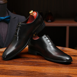 Zapatos de Cuero Genuino Hechos a Mano con Punta Cuadrada y Diseño Italiano de Lujo para Hombre, Estilo Slip-on, que Aumentan la Estatura - Product Image 1