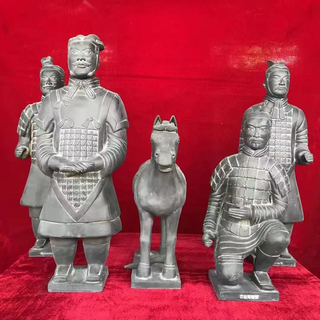2x Soldato Cinese Warriors Figurine Antichità Terracotta Cina Qin-Resina Con Cavallo