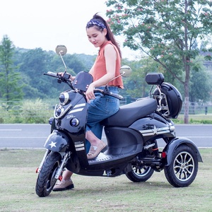 Meilleures ventes <span class=keywords><strong>2022</strong></span> Moto <span class=keywords><strong>électrique</strong></span> à trois roues à moteur central Adulte/650W-1000W/48V-72V Tricycle <span class=keywords><strong>électrique</strong></span> à trois roues avec siège - Product Image 3