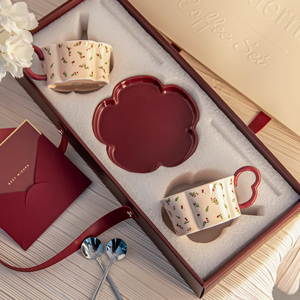 Tasses à café en porcelaine Cadeaux de pendaison de crémaillère pour couple de femmes, cadeaux pour la première maison, nouvelles idées de cadeaux pour la maison - Product Image 1