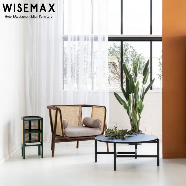 WISEMAX Französisch Rattan Stuhl klassische Holzrahmen Rohr zurück weiches Kissen Rattan Restaurant Esszimmers tuhl mit Armlehne zu verkaufen