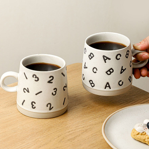 Taza de café de cerámica con diseño de letras y números japoneses Retro, tazas de oficina de desayuno de porcelana mate de 400ml para uso diario - Product Image 1