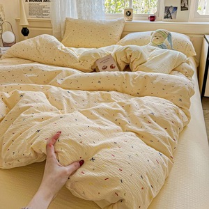 2025 lãng mạn tươi hiện đại dệt trải giường thiết lập 4 pcs mềm hai lớp gạc đám mây mới cảm thấy nhăn Khăn trải giường cho một cái nhìn phong cách - Product Image 3