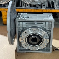 Réducteur de vitesse à vis sans fin en aluminium NMRV 030 de haute qualité, 1400 tr/min, avec couvercle d'agencement excellent, diverses options de réduction de vitesse