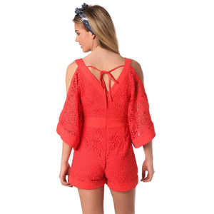 Tutina in pizzo arancione con dettagli a spalle scoperte - Product Image 4