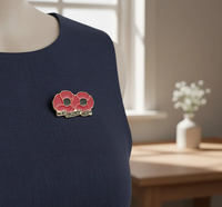 Épinglette de revers en alliage de zinc émaillé rouge en forme de fleur, fabriquée par le fabricant, pour le Jour du Souvenir, Broche Badge « Ne Jamais Oublier »