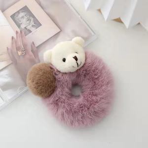 Nieuwste Schattige Paardenstaart Houder Scrunchies Meisjes Kleurrijke Elastische Haarstropdas Teddybeer Pluche Nepbont Stijl Zoete Stof - Product Image 4