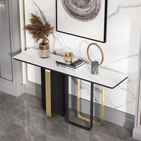 Table console d'entrée en métal de style italien, luxe léger, moderne et simple, armoire d'entrée, mur de couloir, vue sur le mur, plaque de roche