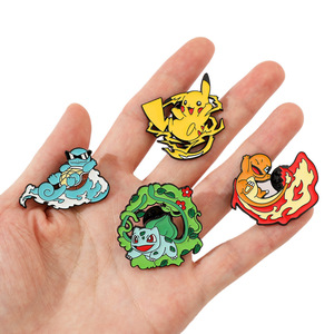 Épingle en émail personnalisée pour l'artisanat insigne en métal souple revers 3d personnalisé dessin animé monstre de poche Mon <span class=keywords><strong>Pikachu</strong></span> écureuil épingles dures bon marché - Product Image 3