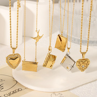 Collier Pendentif Chaîne Maillons Cœur Enveloppe Livre Magique en Acier Inoxydable Plaqué Or 18K Tendance Personnalisé - Cadeau
