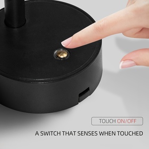 Veilleuse à projection de coucher de soleil,rechargeable par magnétisme – Lampe murale d’ambianceLED arc-en-ciel,rotative à 360° - Product Image 6