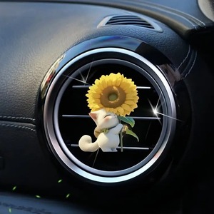 Accesorios para el Interior del Automóvil, Regalo de Navidad, Decoración Encantadora, Mini Perfume Árabe, Girasol, Sudadera con Capucha para Perro, Ambientador para Automóvil con Forma de Gato - Product Image 3