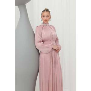 Vestido de noche de gasa con adornos de piedras Puane para mujer - Vestido largo formal de manga larga con corte en A - Rosa empolvado 17001ELB - Product Image 1