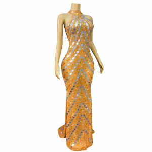 Abito <span class=keywords><strong>da</strong></span> sposa <span class=keywords><strong>da</strong></span> sera di lusso con paillettes di cristallo per donna elegante abito <span class=keywords><strong>da</strong></span> sera in maglia treno prodotto <span class=keywords><strong>Online</strong></span> - Product Image 1