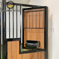 Panneaux muraux intérieurs pour boxes à chevaux en bambou galvanisé robuste, design personnalisé et sécurisé