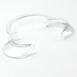 ทันตกรรมตรวจสอบริมฝีปาก <span class=keywords><strong>retractor</strong></span> สําหรับจัดฟันที่เปิดปาก C-Shape ทันตกรรมริมฝีปากฟันไวท์เทนนิ่งแก้ม <span class=keywords><strong>retractor</strong></span> - Product Image 1