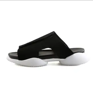 2023 Fashion Comfortable Sport Men's Sandals for Summer, Outdoor Slipper Vietnam Non-Slip Design Causal Sandal Men Pria