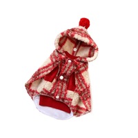 Jubah Anjing Natal Merah Kotak-kotak Berkerudung, Cape Hewan Peliharaan Bulu Imitasi Hangat, Ponco Anjing Musim Dingin, Pakaian Natal untuk Anjing dan Kucing Ukuran Kecil dan Sedang
