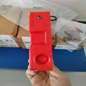 สวิตช์ล็อคประตูนิรภัย <span class=keywords><strong>TLS1</strong></span>-<span class=keywords><strong>GD2</strong></span> รุ่น 440G-T27121 ของแท้ใหม่แกะกล่อง - Product Image 4