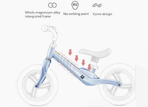 Vente en gros Usine chinoise Bicyclette d'équilibre pour enfants Pneus pneumatiques anti-collision avec cadre en acier à haute teneur en <span class=keywords><strong>carbone</strong></span> gris argenté - Product Image 3
