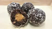 Nouvelle machine automatique multifonctionnelle pour la fabrication de petites boules énergétiques, protéinées, de dattes, de noix de coco, de sésame, de chocolat, de bliss balls et de nastar