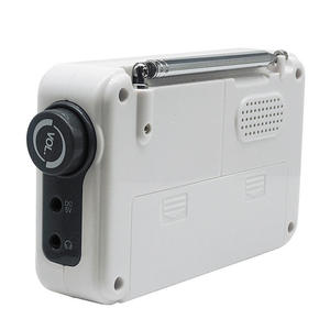PLL Digital AM FM Alarm Radio With LCD Display And Elderly Friendly Buttons For Home And Bedroom Use - Product Image 4
