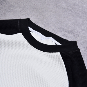 <span class=keywords><strong>T</strong></span>-<span class=keywords><strong>Shirt</strong></span> Sportiva da <span class=keywords><strong>Uomo</strong></span> Personalizzata 100% Cotone, Stile Casual Streetwear, Manica Lunga con Stampa Artigianale, Design Oversize con Collo <span class=keywords><strong>a</strong></span> O - Product Image 2