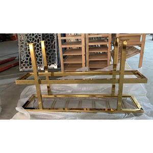 Crémaillère à vin suspendue en acier inoxydable doré pour <span class=keywords><strong>bar</strong></span> à domicile, <span class=keywords><strong>étagère</strong></span>s à vin suspendues au plafond avec fonction <span class=keywords><strong>de</strong></span> refroidissement pour chaise <span class=keywords><strong>de</strong></span> salle à manger - Product Image 1