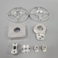Service de traitement de découpe, de pliage et de soudage sur mesure pour tubes carrés et rectangulaires en alliage d'aluminium anodisé, tempérage T3-T8