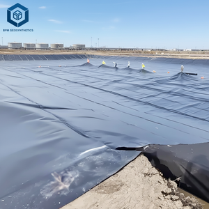 แผ่นกันซึม HDPE หนา 1.5 มม. ป้องกันการเสื่อมสภาพ ต้านอนุมูลอิสระ สำหรับโครงการฝังกลบขยะในอินเดีย - Product Image 3