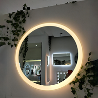 BOYIN Salle de bain Vente en gros Commode murale intelligente avec miroir de maquillage ondulé et armoire avec lumières LED Corps complet pour salle de bain et table