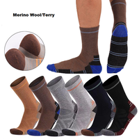 Chaussettes de randonnée en laine mérinos d'hiver avec tissu éponge épais, chaudes, respirantes, chaussettes de sport pour la randonnée, l'alpinisme, le trekking