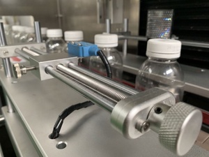 Suren automática máquina de etiquetado de mangas retráctiles etiquetadora de botellas de bebidas - Product Image 4