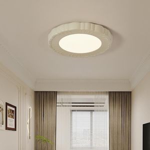 Lámpara de Techo LED Minimalista Moderna Nórdica, Estilo Francés, Iluminación Creativa Personalizada para Dormitorio Principal - Product Image 3