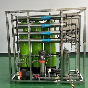 Sistema de Tratamiento de Agua de 1000 LPH con Ósmosis Inversa, Membranas RO <span class=keywords><strong>4040</strong></span> o 8040 Disponibles para un Tratamiento Eficaz del Agua Dura - Product Image 2